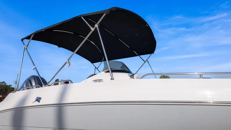 Slide: The Image of Stingray 192 SC 2025 - 2