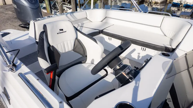 Slide: The Image of Stingray 192 SC 2025 - 24