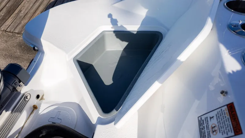 Slide: The Image of Stingray 192 SC 2025 - 6