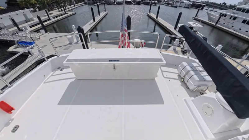 Slide: The Image of Luxury yacht deck with storage box, docked at marina. Horizon Vision 2009 model. - 37