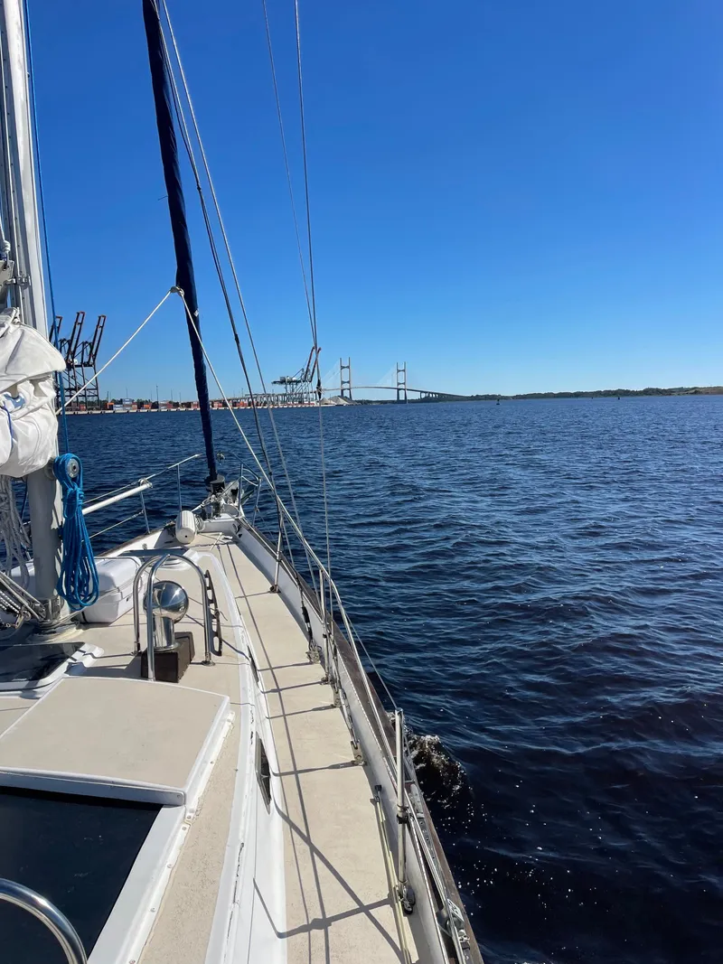 The Image of Pearson 424 Ketch 1980 - 0