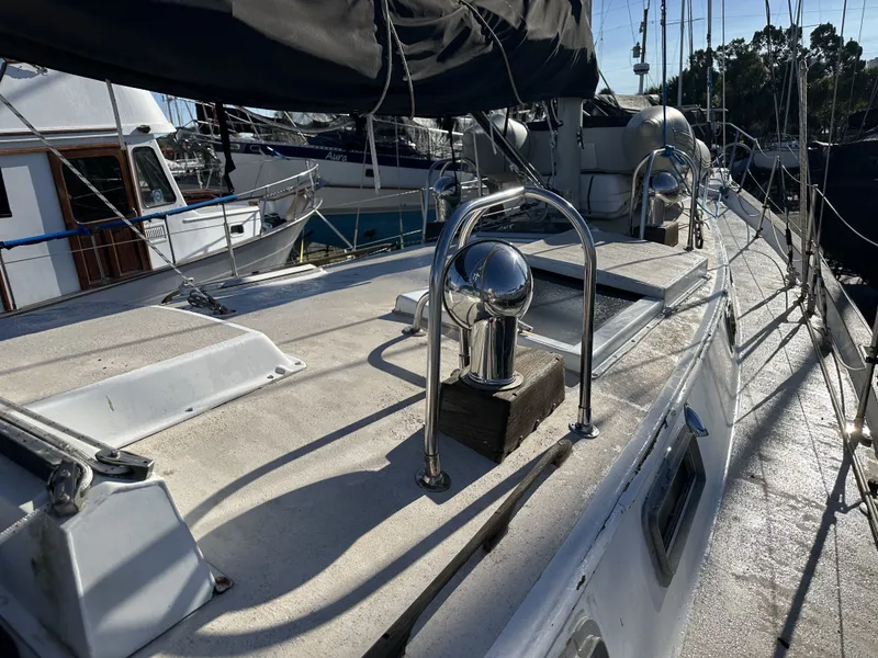 Slide: The Image of Pearson 424 Ketch 1980 - 16