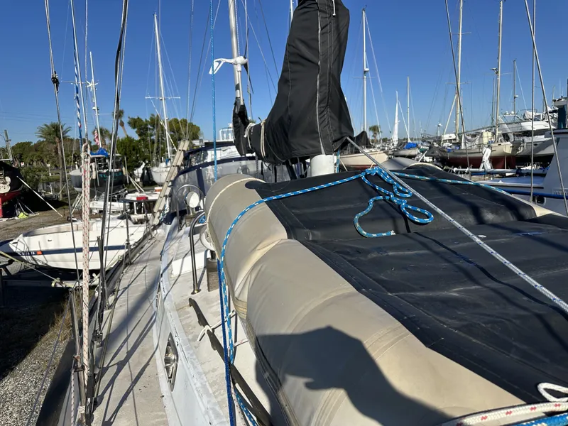 Slide: The Image of Pearson 424 Ketch 1980 - 20