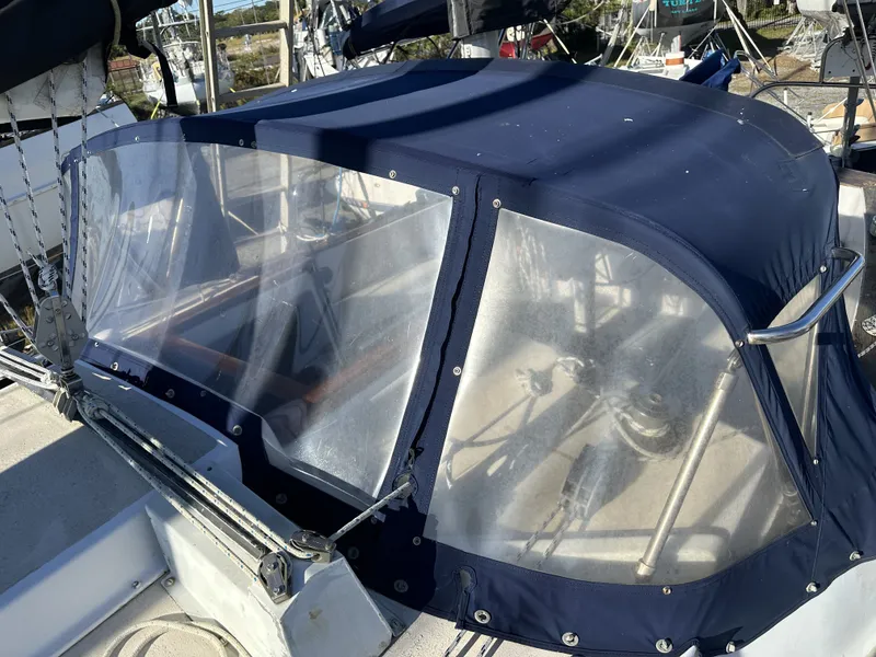 Slide: The Image of Pearson 424 Ketch 1980 - 22