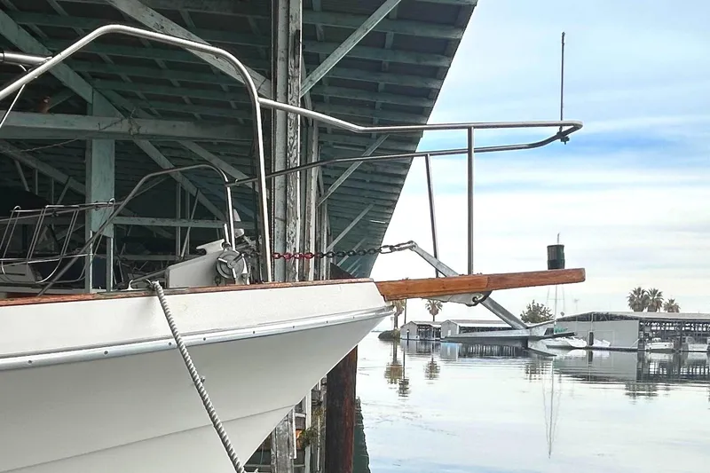 Slide: The Image of Bow pulpit with Danforth anchor and electric windlass - 82