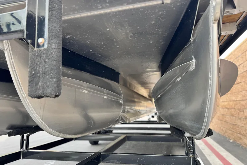 Slide: The Image of Underneath view of 2023 Viaggio Diamante 23E pontoon boat on trailer. - 4