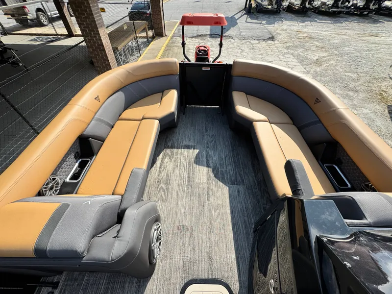 Slide: The Image of Viaggio Z22Q 2026 - 13