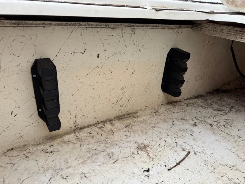 Slide: The Image of Hurricane SunDeck 187 with 150HP Yamaha Fourstroke EFI Outboard 2019 - 46