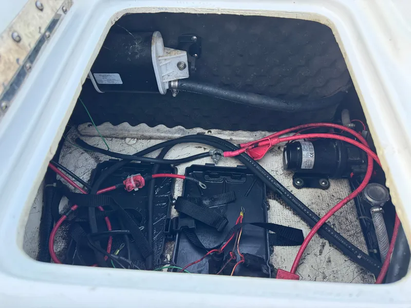 Slide: The Image of Hurricane SunDeck 187 with 150HP Yamaha Fourstroke EFI Outboard 2019 - 55