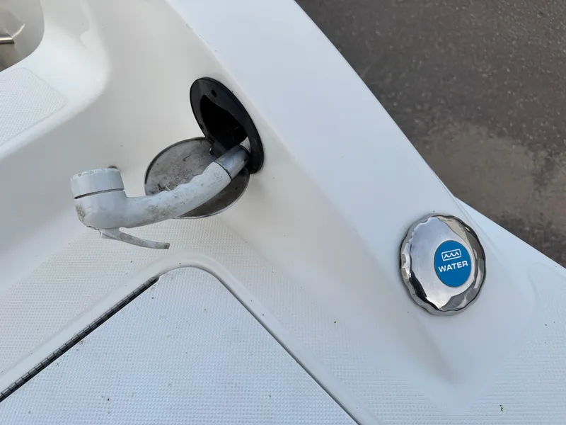 Slide: The Image of Hurricane SunDeck 187 with 150HP Yamaha Fourstroke EFI Outboard 2019 - 59