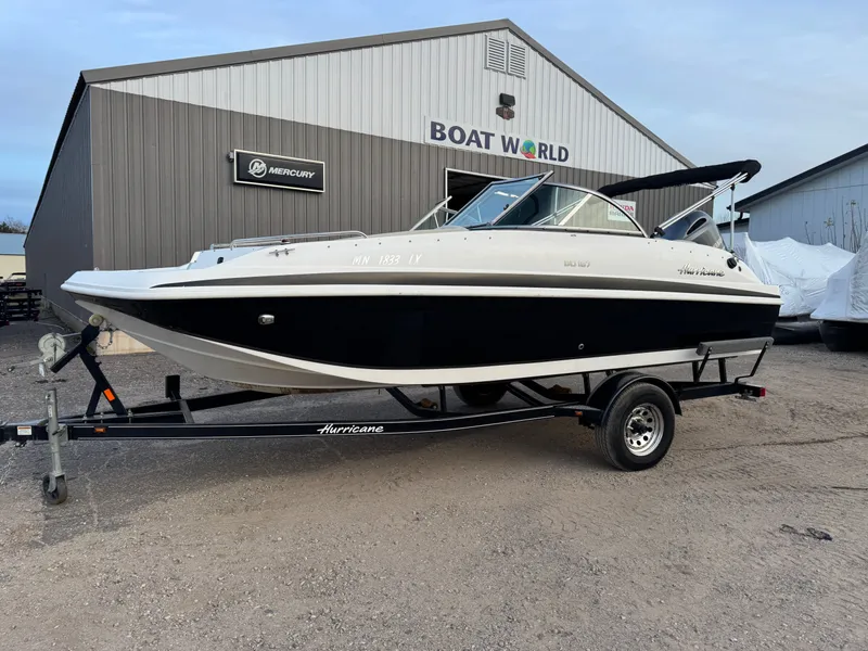 Slide: The Image of Hurricane SunDeck 187 with 150HP Yamaha Fourstroke EFI Outboard 2019 - 62