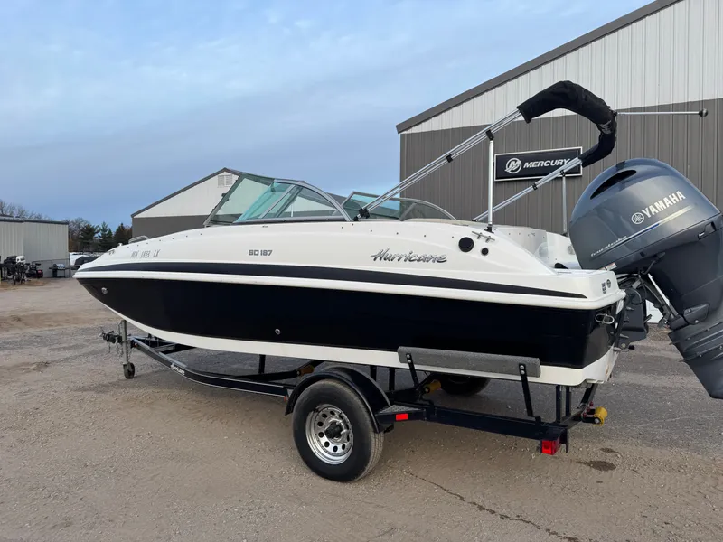 Slide: The Image of Hurricane SunDeck 187 with 150HP Yamaha Fourstroke EFI Outboard 2019 - 67
