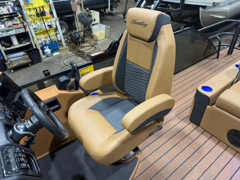 Slide: The Image of Bentley Pontoons Elite 200HP 223 Swingback Tritoon 2026 - 11