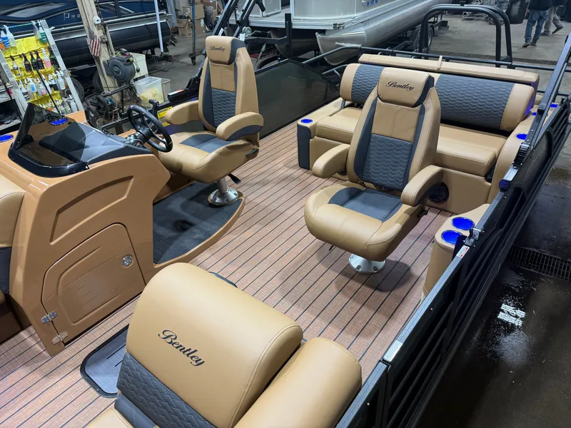 Slide: The Image of Bentley Pontoons Elite 200HP 223 Swingback Tritoon 2026 - 3