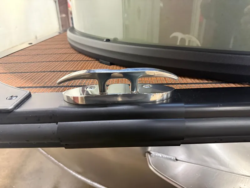 Slide: The Image of Bentley Pontoons Elite 200HP 223 Swingback Tritoon 2026 - 42