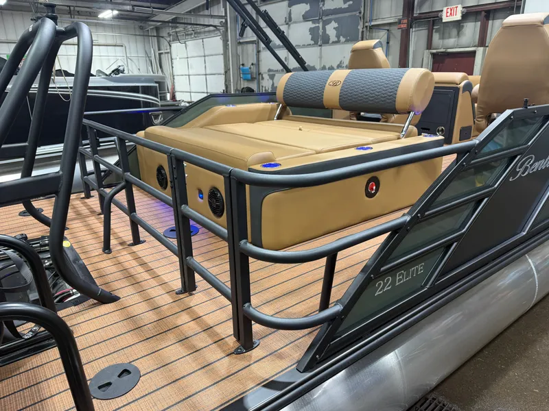 Slide: The Image of Bentley Pontoons Elite 200HP 223 Swingback Tritoon 2026 - 50