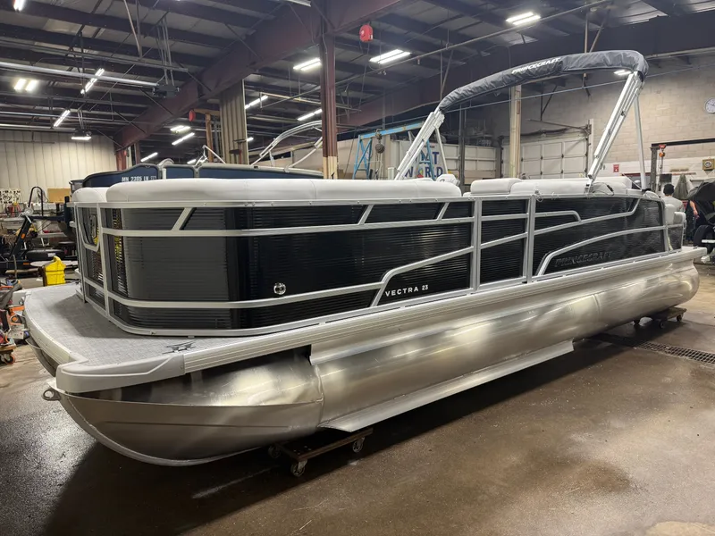 Slide: The Image of Princecraft Vectra 23 RL Swingback Tritoon & Mercury 4-Stroke EFI 2026 - 29