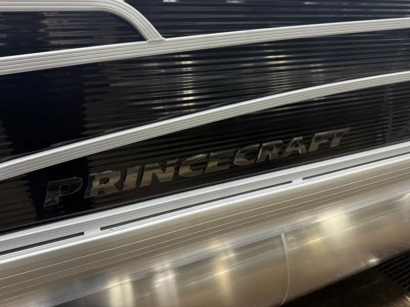 Slide: The Image of Princecraft Vectra 23 RL Swingback Tritoon & Mercury 4-Stroke EFI 2026 - 31
