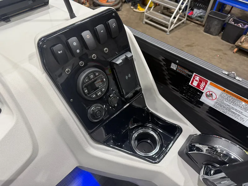 Slide: The Image of Princecraft Vectra 21 2026 - 11