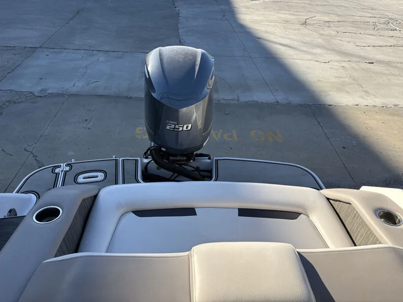 Slide: The Image of Four Winns HD 240 OB 2018 - 7