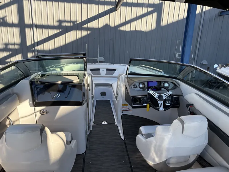 Slide: The Image of Four Winns HD 240 OB 2018 - 8