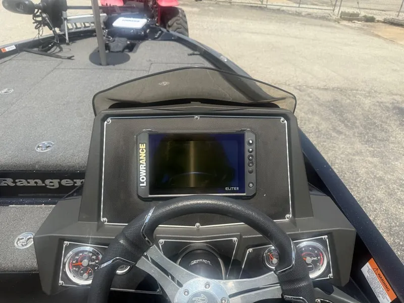 Slide: The Image of Ranger Z518 2022 - 6