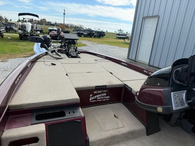 Slide: The Image of Skeeter ZX200 2008 - 10