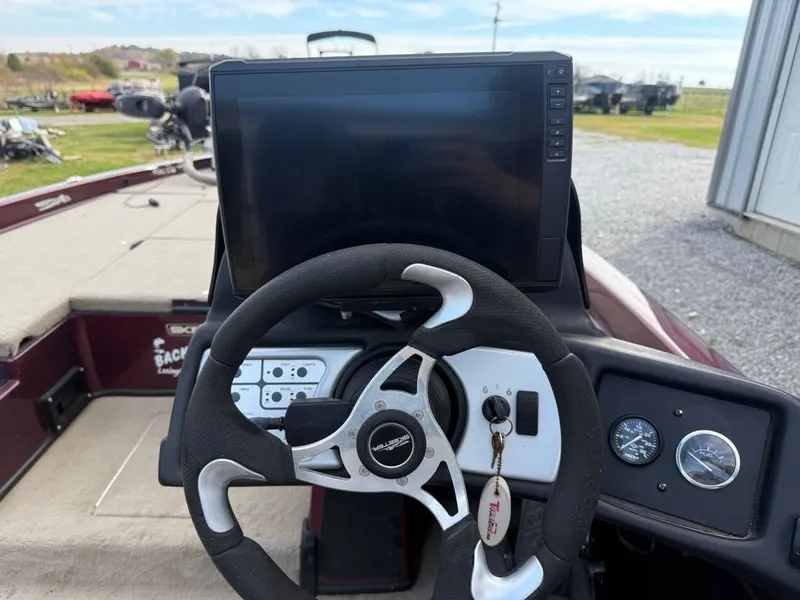 Slide: The Image of Skeeter ZX200 2008 - 5