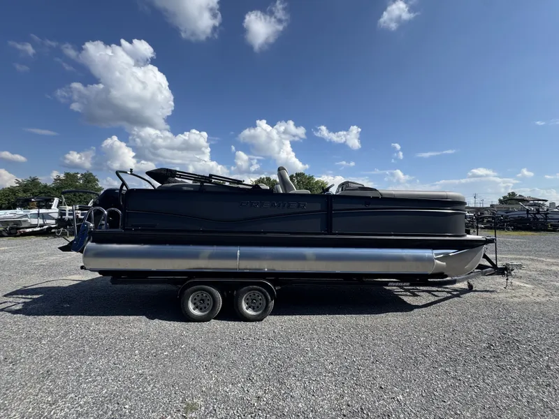 Slide: The Image of Premium Boat Company 230 SunSation RF 2026 - 19