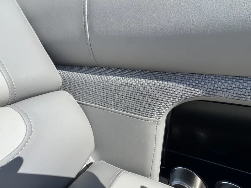 Slide: The Image of Premium Boat Company 230 SunSation RF 2026 - 21