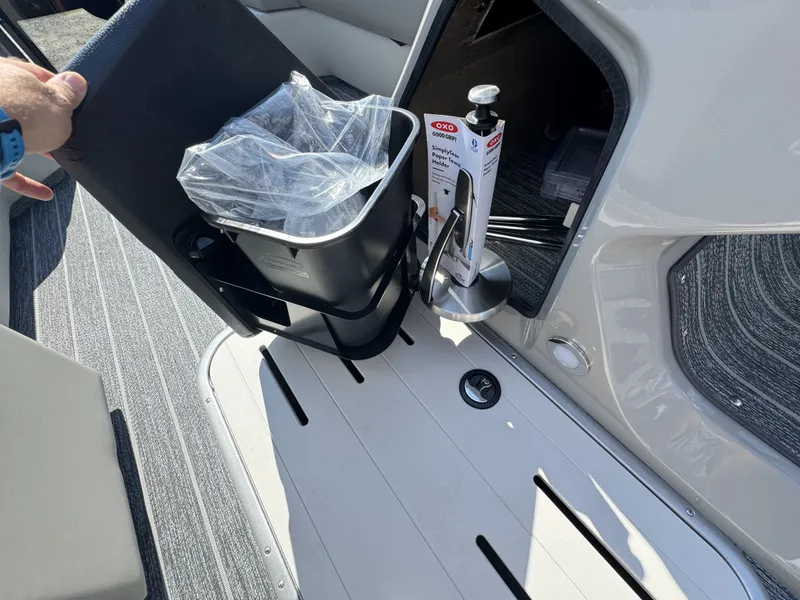 Slide: The Image of Premium Boat Company 230 SunSation RF 2026 - 24