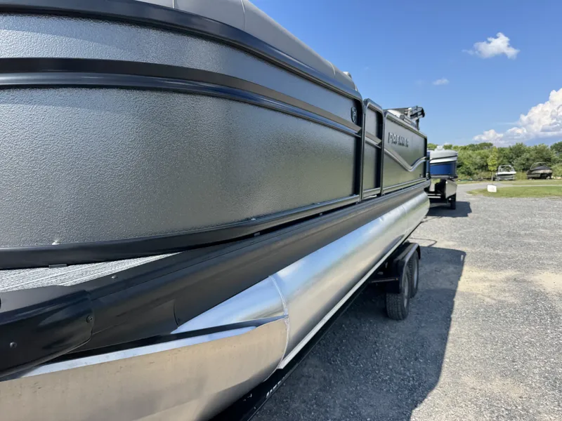 Slide: The Image of Premium Boat Company 230 SunSation RF 2026 - 3