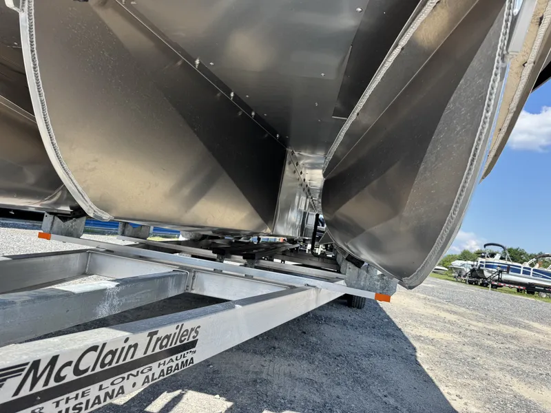 Slide: The Image of Premier 250 Solaris RS 2026 - 4