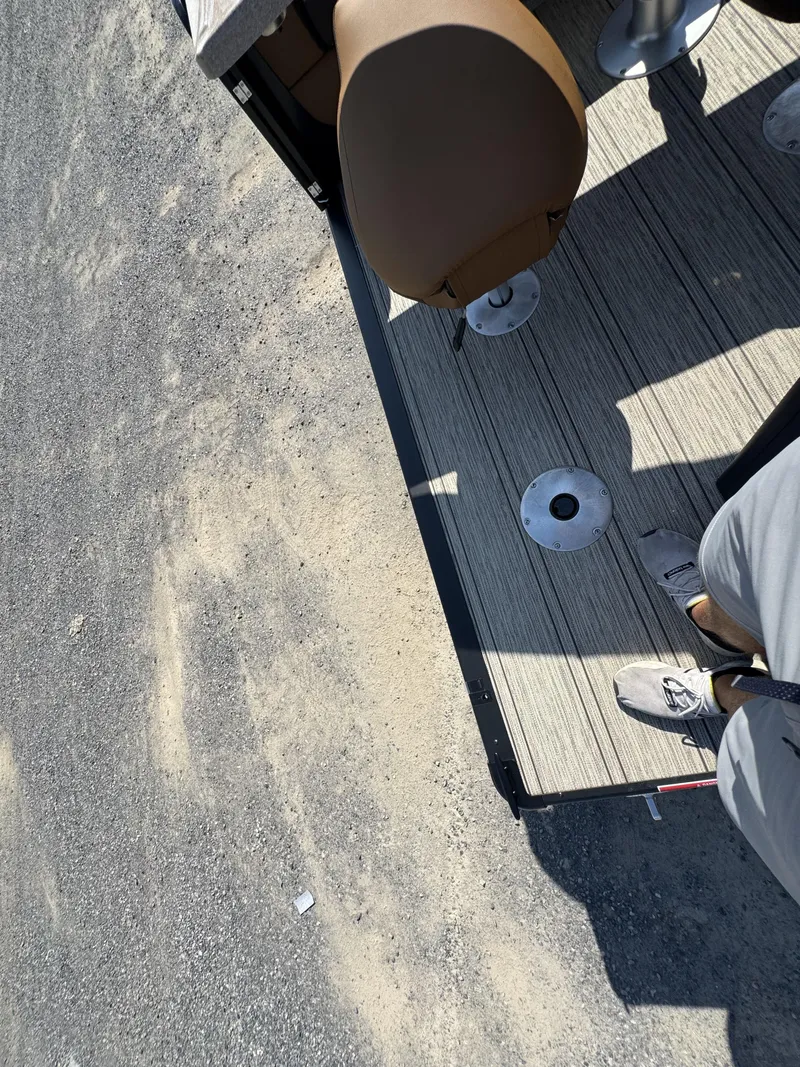 Slide: The Image of Premier 250 Solaris RS 2026 - 42