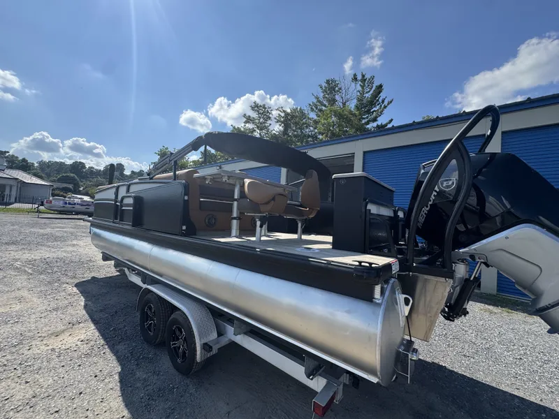 Slide: The Image of Premier 250 Solaris RS 2026 - 43