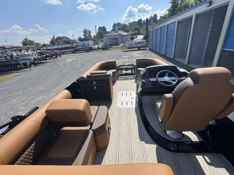 Slide: The Image of Premier 250 Solaris RS 2026 - 46