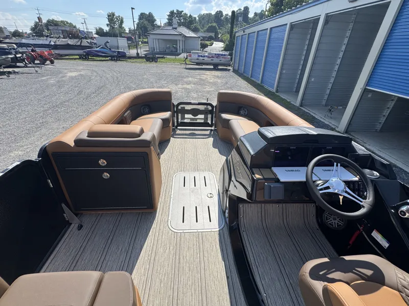 Slide: The Image of Premier 250 Solaris RS 2026 - 48