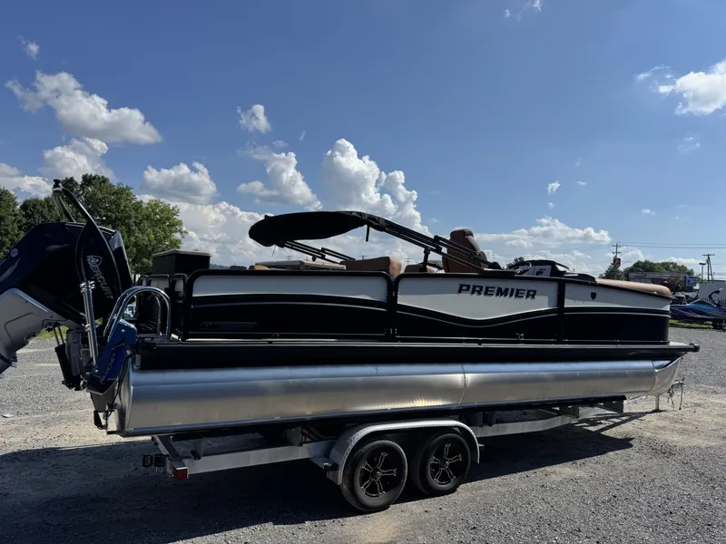 Slide: The Image of Premier 250 Solaris RS 2026 - 7