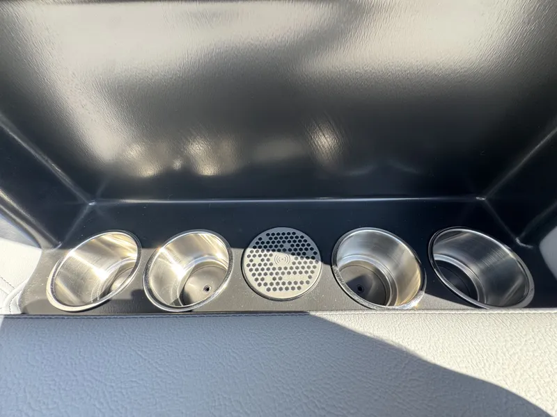 Slide: The Image of Premier 250 Solaris RF 2026 - 11