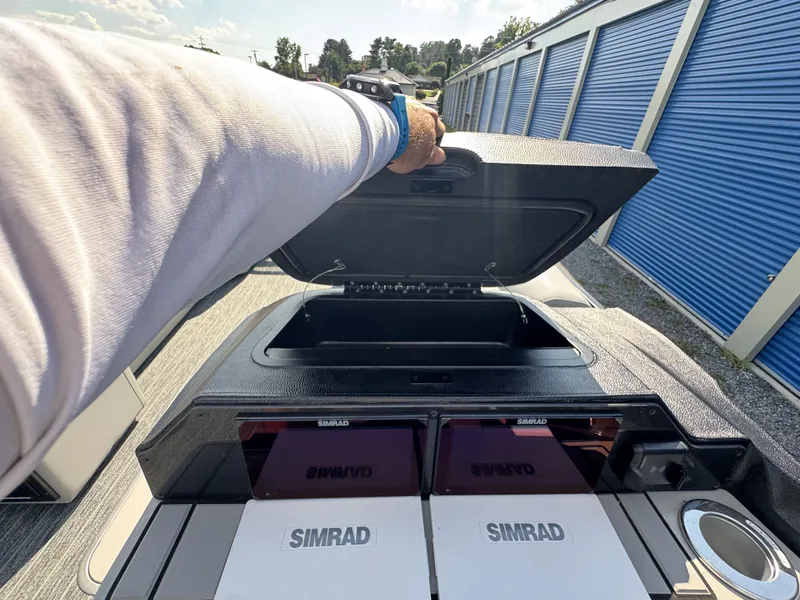 Slide: The Image of Premier 250 Solaris RF 2026 - 14