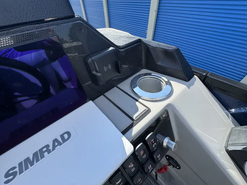 Slide: The Image of Premier 250 Solaris RF 2026 - 15