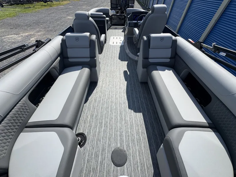 Slide: The Image of Premier 250 Solaris RF 2026 - 17