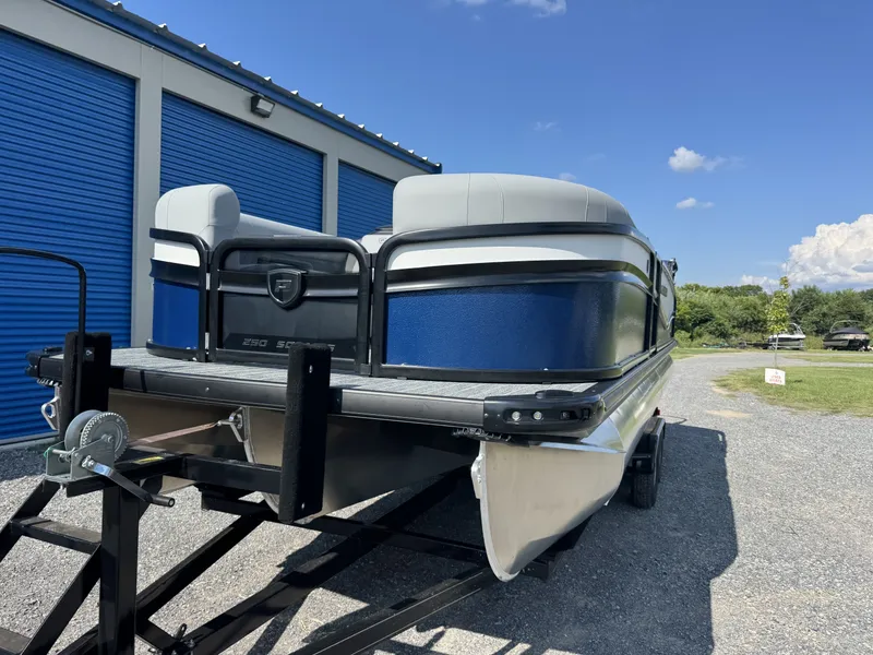 Slide: The Image of Premier 250 Solaris RF 2026 - 26