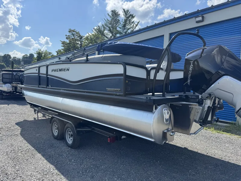 Slide: The Image of Premier 250 Solaris RF 2026 - 3