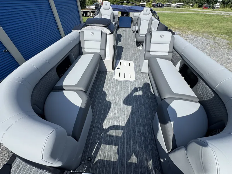 Slide: The Image of Premier 250 Solaris RF 2026 - 8