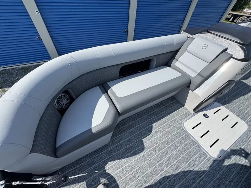 Slide: The Image of Premier 250 Solaris RF 2026 - 9