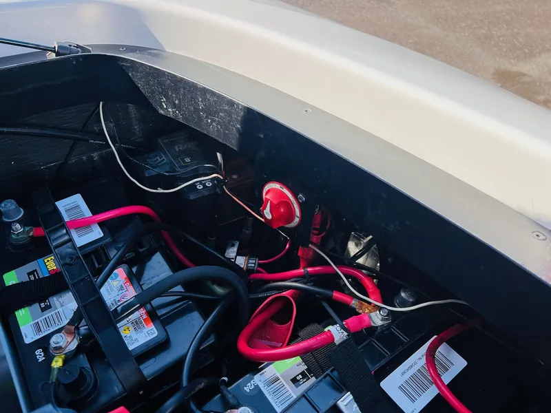 Slide: The Image of Skeeter ZXR20 2022 - 19