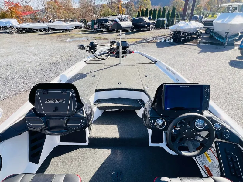 Slide: The Image of Skeeter ZXR20 2022 - 28