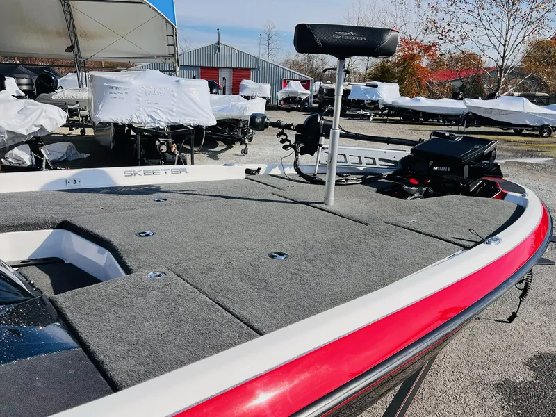 Slide: The Image of Skeeter ZXR20 2022 - 31