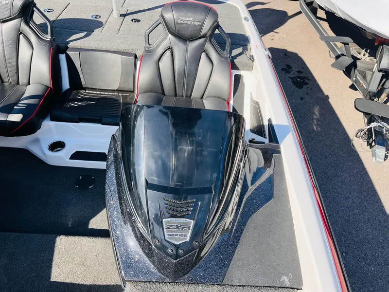 Slide: The Image of Skeeter ZXR20 2022 - 41